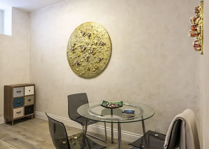 Rifugio Degli Artisti לינה וארוחת בוקר 4*